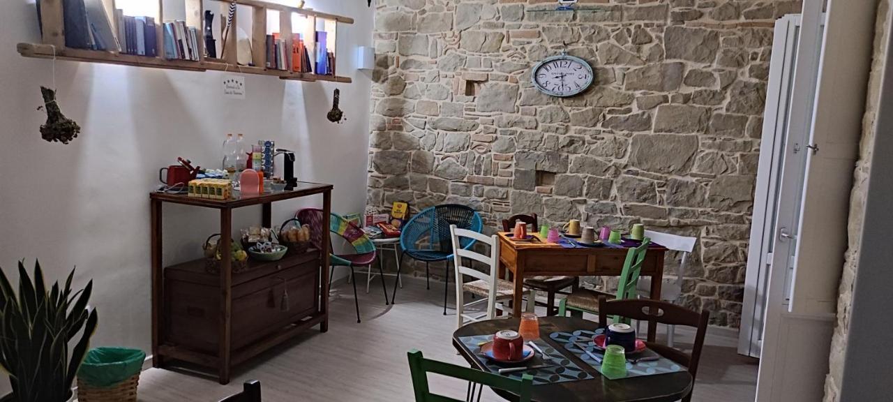 La Casa Dei Panorami Di Colobraro Daire Dış mekan fotoğraf