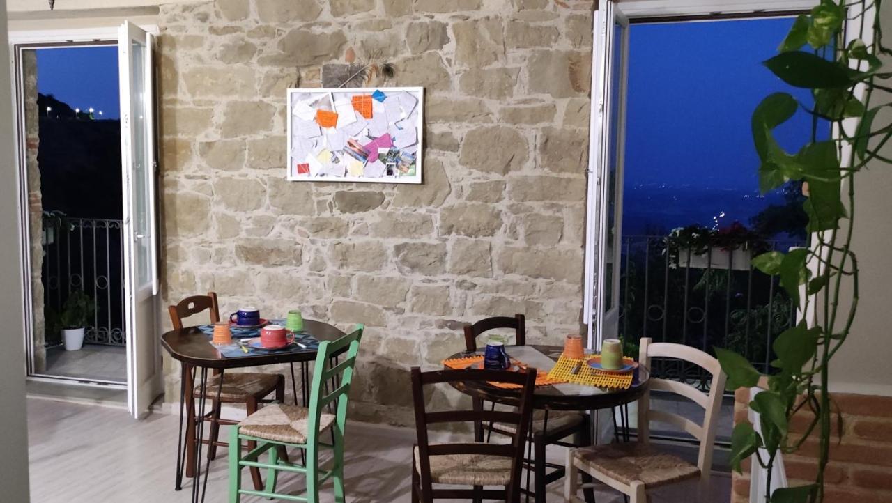 La Casa Dei Panorami Di Colobraro Daire Dış mekan fotoğraf
