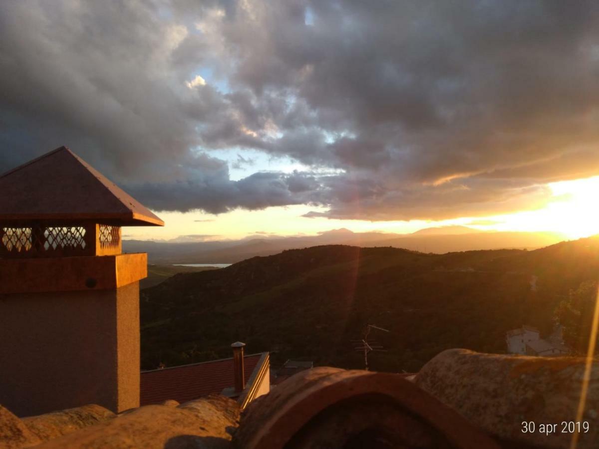 La Casa Dei Panorami Di Colobraro Daire Dış mekan fotoğraf